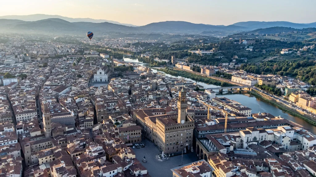 Le riprese aeree di Firenze: Una prospettiva unica sulla città